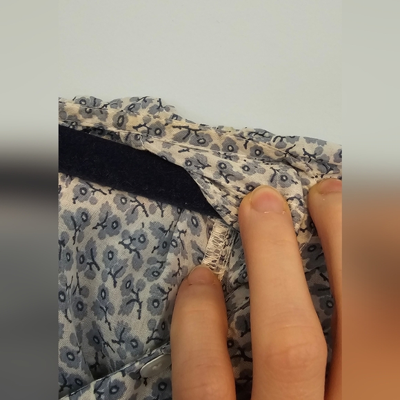 Doen Leanna Top Bluebell Hillside Floral - Picture 5 of 6